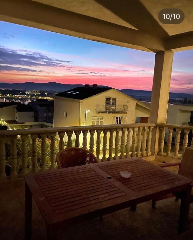 Apartmani Nina Sibenik Exterior photo
