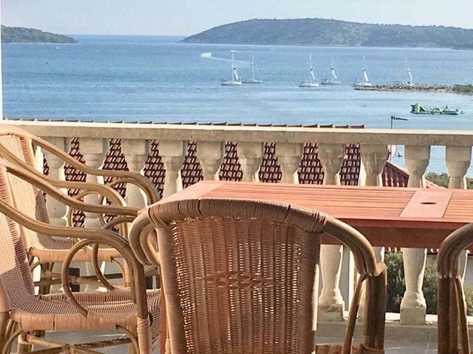 Apartmani Nina Sibenik Exterior photo