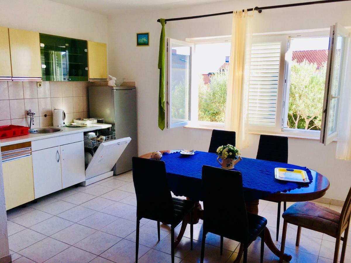 Apartmani Nina Sibenik Exterior photo