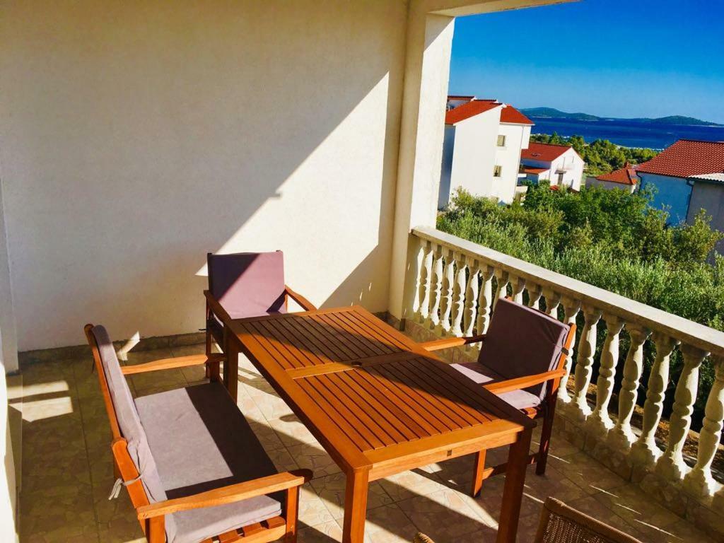 Apartmani Nina Sibenik Exterior photo
